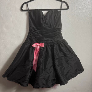 Jessica McClintock For GUNNE SAX Gathered Pink Tulle underlay Size 5/6